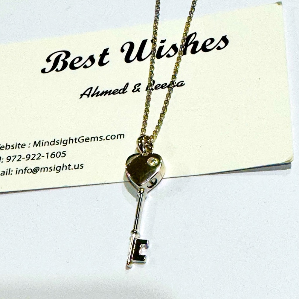 Heart Key Urn Pendant, Keepsake Jewelry, Cremation Ash Holder Urn Pendant Unisex